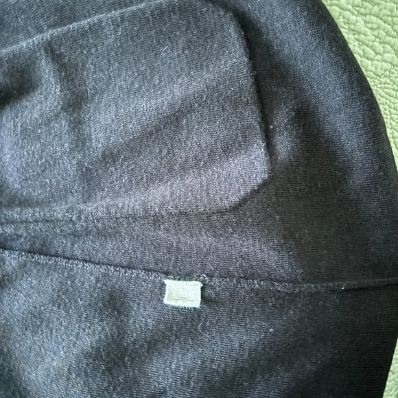 Label + Thread Brand Ladies 100% Merino Wool Cardigan Size Large - Picture 11 of 12